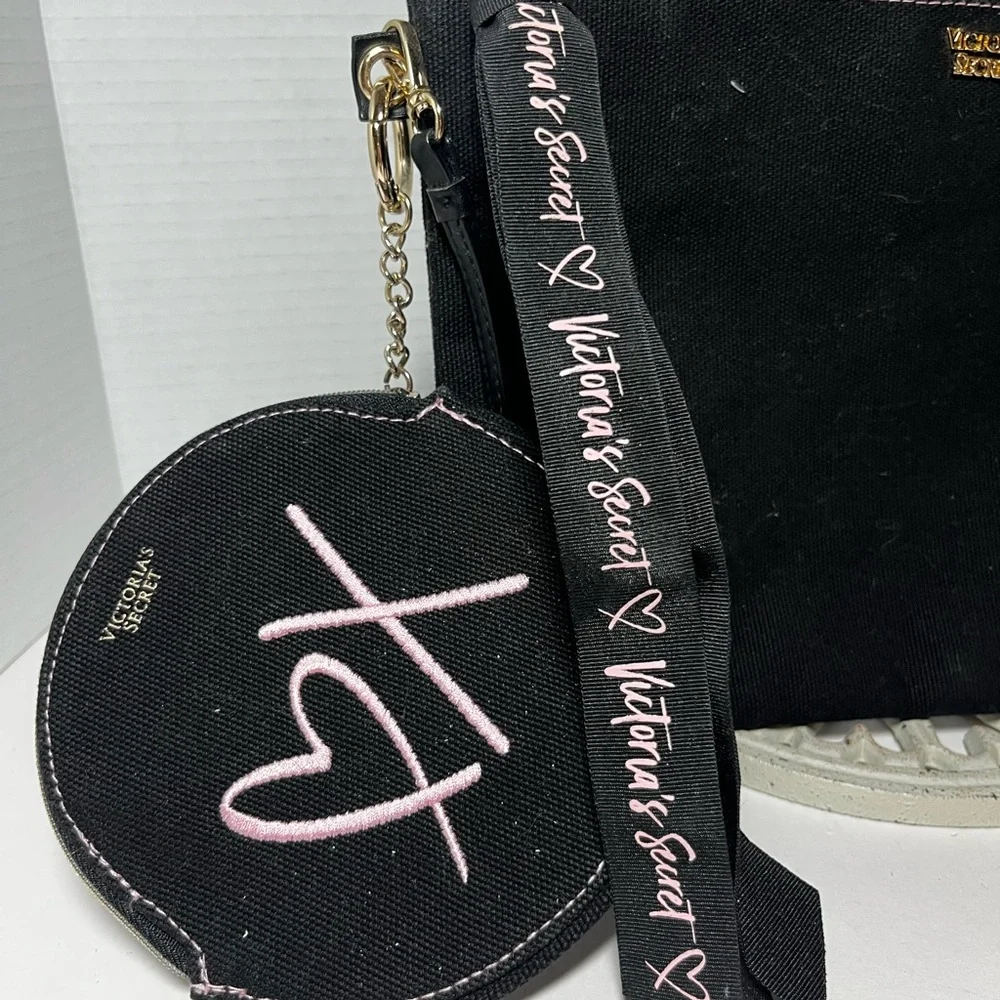 Victoria's Secret wristlet set
